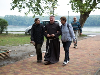 Böjte Csaba Dunaföldváron - fotó: Ónodi Zoltán