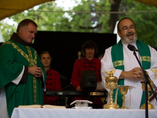 Böjte Csaba Dunaföldváron - fotó: Ónodi Zoltán