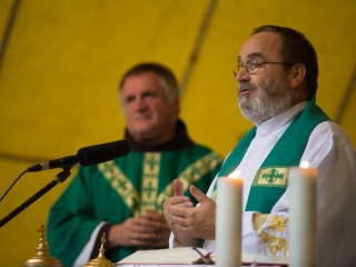 Böjte Csaba Dunaföldváron - fotó: Ónodi Zoltán