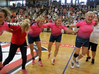 Ferling Bernadett búcsúgála! - fotó: Sándor Judit