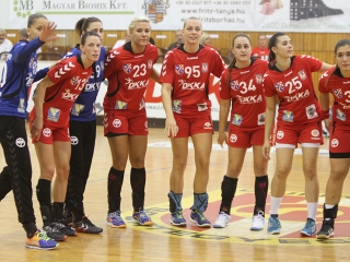Női kézilabda - magabiztos siker itthon - fotó: Sándor Judit