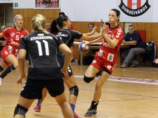 Női kézilabda - magabiztos siker itthon - fotó: Sándor Judit