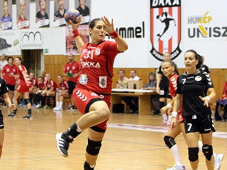 Női kézilabda - magabiztos siker itthon - fotó: Sándor Judit