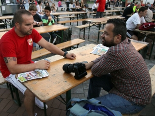 Magyarország - Románia Eb-selejtező a Városháza téren - fotó: Sándor Judit