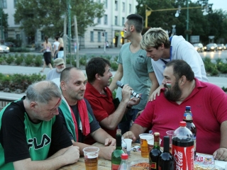 Magyarország - Románia Eb-selejtező a Városháza téren - fotó: Sándor Judit