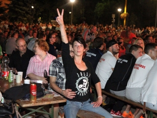 Magyarország - Románia Eb-selejtező a Városháza téren - fotó: Sándor Judit