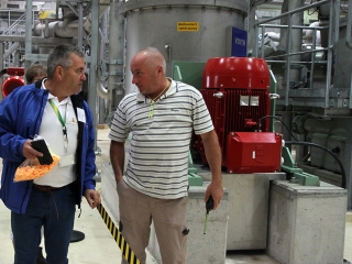 Látogatás a papírgyárban - fotó: Sándor Judit