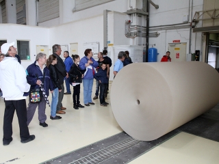 Látogatás a papírgyárban - fotó: Sándor Judit