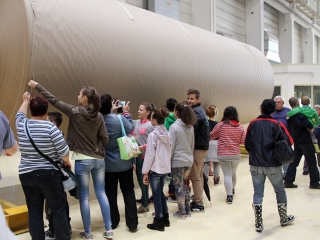 Látogatás a papírgyárban - fotó: Sándor Judit