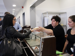 Látogatás a papírgyárban - fotó: Sándor Judit