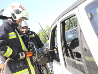 Tűzoltóink gyakorlatban - fotó: Ónodi Zoltán