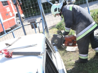 Tűzoltóink gyakorlatban - fotó: Ónodi Zoltán