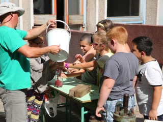 Szüret a Dózsa iskolában - fotó: Ónodi Zoltán