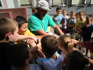 Szüret a Dózsa iskolában - fotó: Ónodi Zoltán