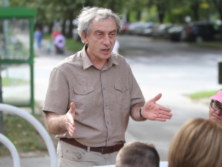 Városnézés Autómentesen - fotó: Sándor Judit