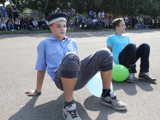 Gólyaavató a Dunaferr iskolában - fotó: Sándor Judit