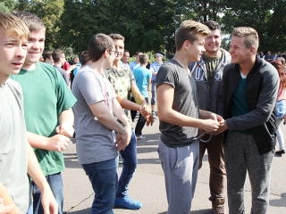 Gólyaavató a Dunaferr iskolában - fotó: Sándor Judit