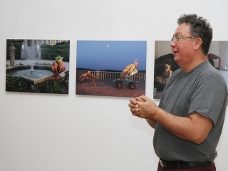 Tárlatvezetés a KMI-ben - fotó: Sándor Judit