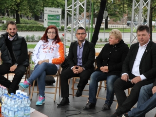 Magyarország, szeretlek! Városháza tér - vasárnap - fotó: Ónodi Zoltán