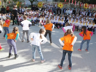 Ovi-Foci - műfüves pályát kaptak az ovisok - fotó: Sándor Judit