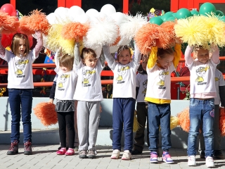Ovi-Foci - műfüves pályát kaptak az ovisok - fotó: Sándor Judit