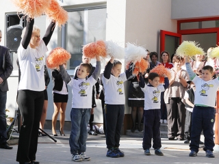 Ovi-Foci - műfüves pályát kaptak az ovisok - fotó: Sándor Judit