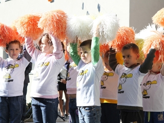 Ovi-Foci - műfüves pályát kaptak az ovisok - fotó: Sándor Judit