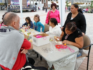 Élet-Stílus - egy nap a sportról és egészségről a Városháza téren - fotó: Sándor Judit