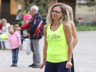 Élet-Stílus - egy nap a sportról és egészségről a Városháza téren - fotó: Sándor Judit