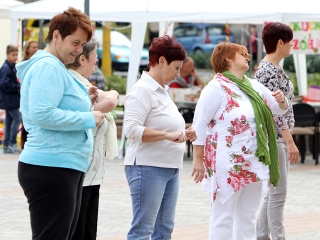 Élet-Stílus - egy nap a sportról és egészségről a Városháza téren - fotó: Sándor Judit