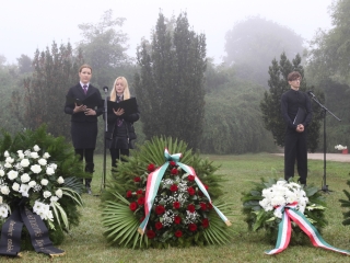 Aradi vértanukra emlékeztünk - fotó: Ónodi Zoltán