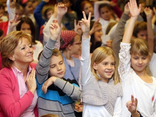 Mesenap a könyvtárban - fotó: Sándor Judit