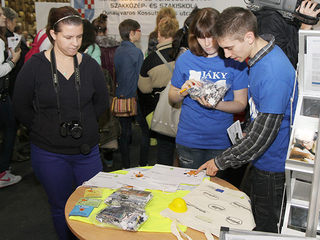 Pályaválasztási kiállítás - fotó: Sándor Judit