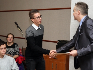 A hónap diákjait köszöntötte Cserna Gábor polgármester - fotó: Sándor Judit