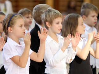 Gólyaavató az Aranyban - fotó: Sándor Judit