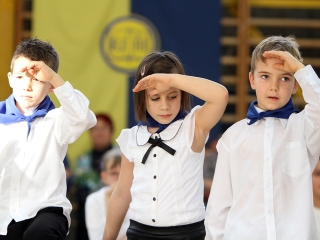 Gólyaavató az Aranyban - fotó: Sándor Judit