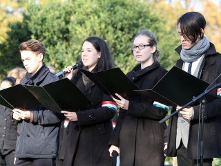 Az 1956-os forradalom hőseire emlékezve - fotó: Sándor Judit