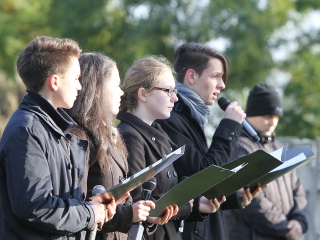 Az 1956-os forradalom hőseire emlékezve - fotó: Sándor Judit
