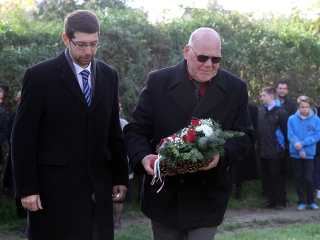 Az 1956-os forradalom hőseire emlékezve - fotó: Sándor Judit