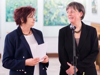 Füves képek a Bartók aulájában - fotó: Ónodi Zoltán