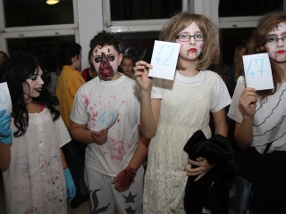 Jelmezes sulibuli a Petőfiben - fotó: Sándor Judit