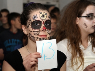 Jelmezes sulibuli a Petőfiben - fotó: Sándor Judit