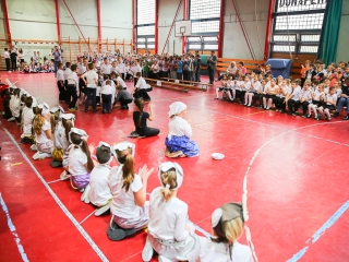 Elsősavató a Dózsa iskolában - fotó: Ónodi Zoltán