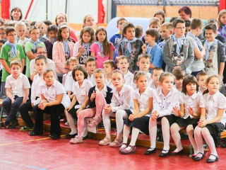 Elsősavató a Dózsa iskolában - fotó: Ónodi Zoltán