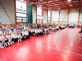 Elsősavató a Dózsa iskolában - fotó: Ónodi Zoltán