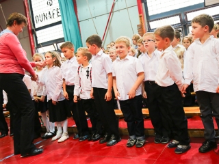 Elsősavató a Dózsa iskolában - fotó: Ónodi Zoltán