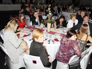 Kórházi bál a jótékonyság jegyében - fotó: Sándor Judit