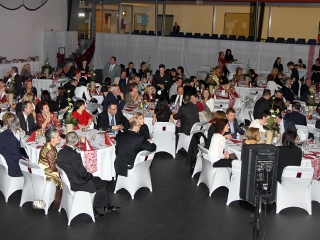 Kórházi bál a jótékonyság jegyében - fotó: Sándor Judit