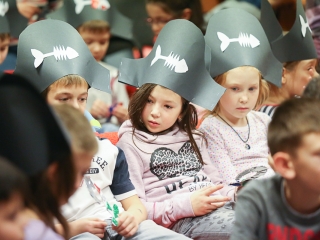 Adamik Zsolt- találkozó a gyerekkönyvtárban - fotó: Ónodi Zoltán