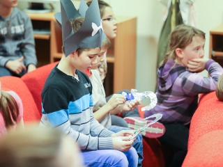 Adamik Zsolt- találkozó a gyerekkönyvtárban - fotó: Ónodi Zoltán